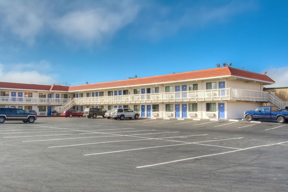 6-eureka, Ca Redwood Coast Hotel